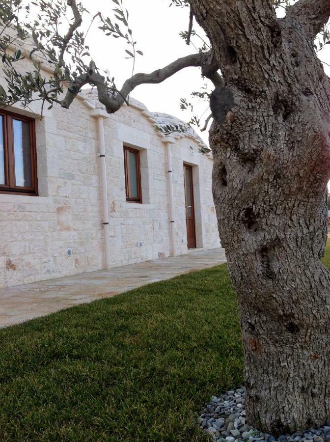 I Trulli Del Mulino Villa Locorotondo Eksteriør bilde